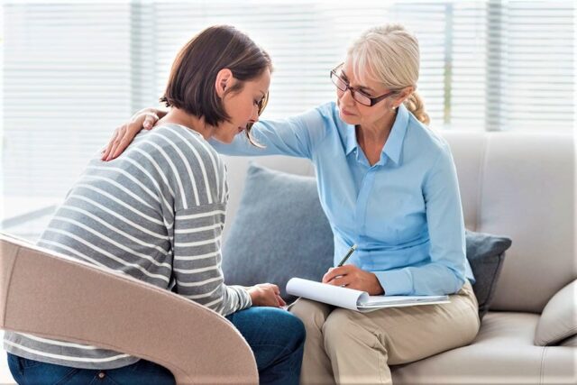 Why is it worth contacting the specialists of the Molfa Center for a constant feeling of anxiety for no reason - фото 3