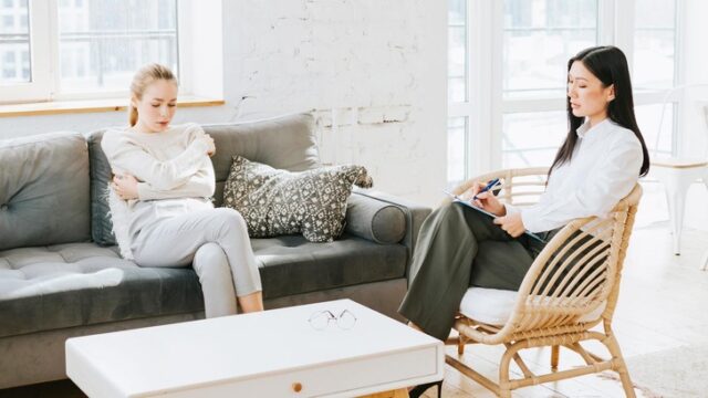How does Molfa provide psychotherapeutic care for patients with depression - фото 2